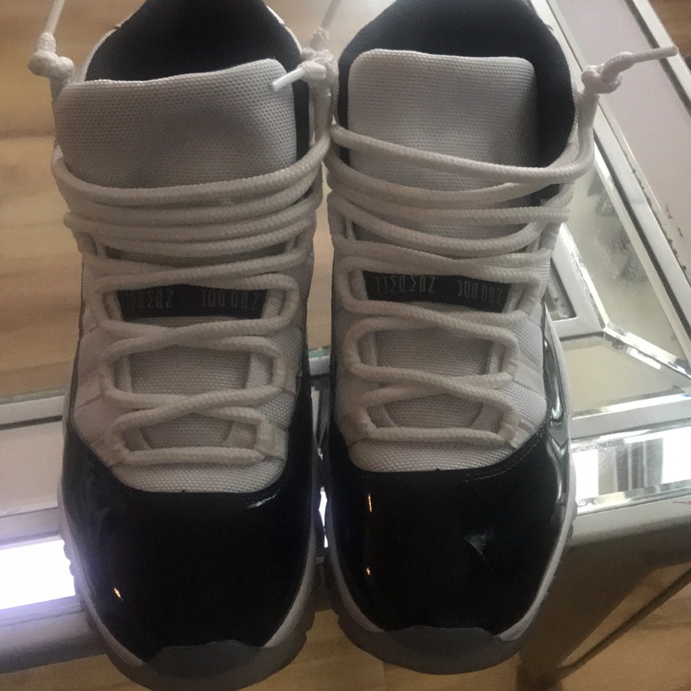11 retro concourse 45